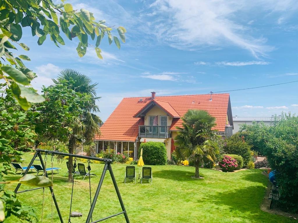 Gaestehaus Helbighof Neustadt an der Weinstraße Esterno foto